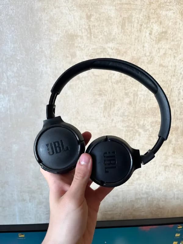 Jbl tune 570bt — Батуми — 90 ₾