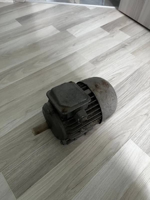 0,75 кВт. Советское наследие. — Батуми — 150 ₾