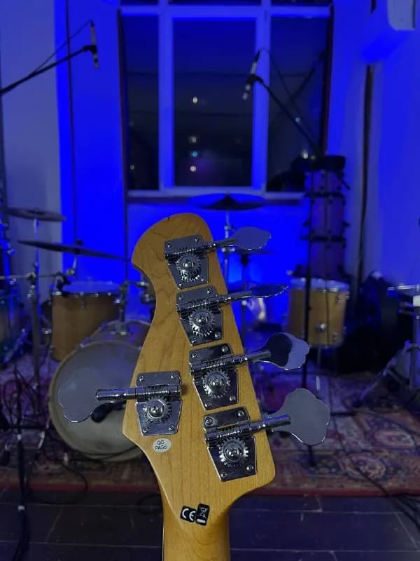 Harley Benton PJ-75 VW Vintage Series — Батуми — 500 ₾