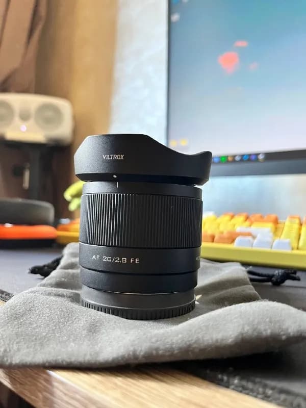 Viltrox 20 mm 2.8 Sony FE — Батуми — 600 ₾