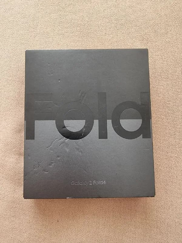 Samsung Galaxy z fold 4, 512 gb. Новый в запечатанной коробке. Приобретали в Швеции. Чек, гарантия. — Тбилиси — 4 500 ₾
