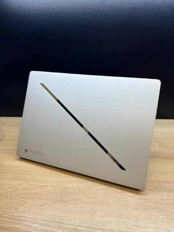 ASUS ROG Zephyrus G14, в отличном состоянии, в использовании год. — Тбилиси — 3 200 ₾