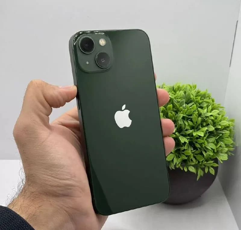 iphone 13 (128 gb) — Батуми — 680 ₾
