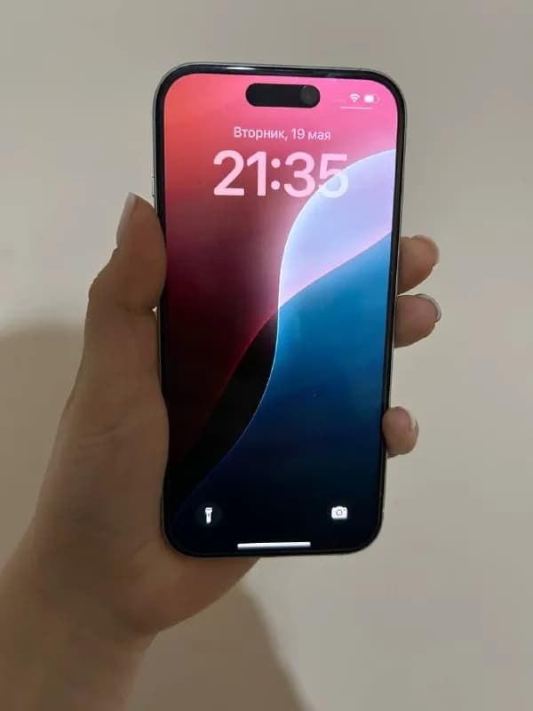 iPhone 15, 128 GB, в отличном состоянии. — Батуми — 1 250 ₾