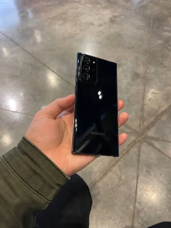 Samsung Galaxy Note 20Ultra в максимальной комплектации 12/512гб. Телефон из Гонг Конга эксклюзив на — Тбилиси — 1 550 ₾