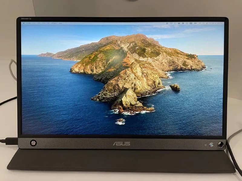 Asus zenscreen go. Диагональ 15.6, интерфейсы mini hdmi и usb type c. Встроенные динамики и встроенн — Тбилиси — 900 ₾