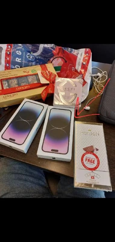 Iphone 14 pro max 128 GB deep Purple самый популярный цвет, запечатанный, куплен в Дубаи и вот вчер — Тбилиси — 1 550 ₾