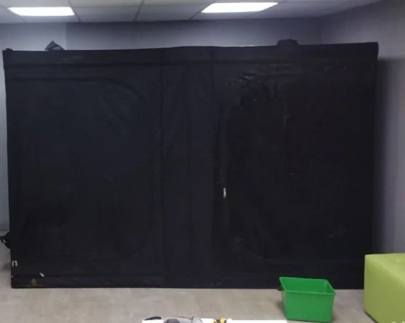 Box в отличном состоянии: размеры 300*150*220 имеет 5 входов с 3 сторон, дополнительные перекладины — Тбилиси — 900 ₾
