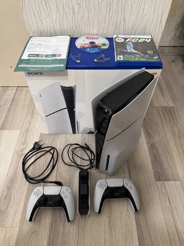 Playstation 5 Slim в дисковой версии в идеальном состоянии. — Тбилиси — 1 400 ₾