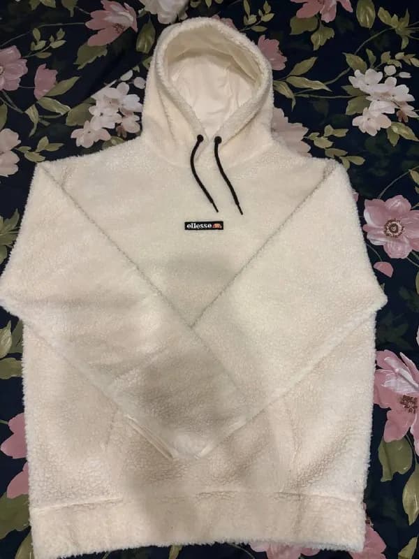 Ellesse — Батуми — 100 ₾