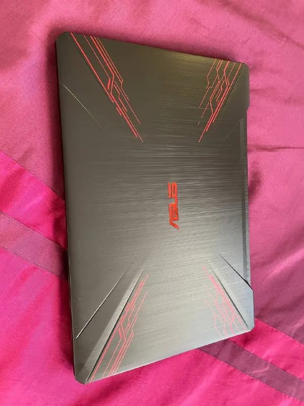 Asus FX504GE мощный, игровой, установлен SSD 1Tb, параметры на фото. Вопросы в личку. Цена 620$ — Тбилиси — 620 $