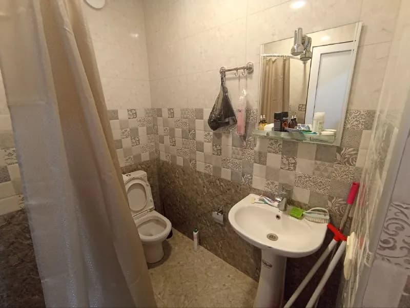 280$ в районе дидигоми, но оплата первый месяц 700+второй только на длительный срок! Район дидигоми — Тбилиси — 280 $