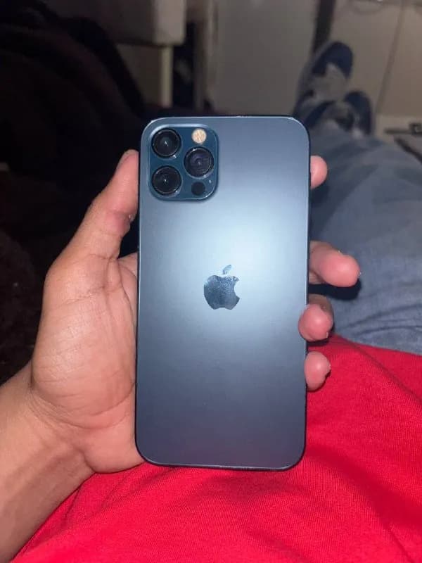iPhone 12 Pro 128 — Батуми