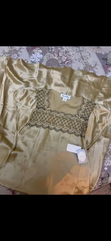 40 лар (с Америки покупала за 112$) — Тбилиси — 40 ₾