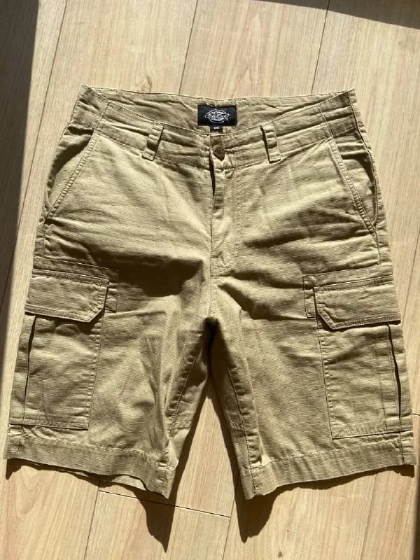 1. Шорты Dickies. Размер 30. Состояние новых. Цена 250 gel — Тбилиси — 250 ₾