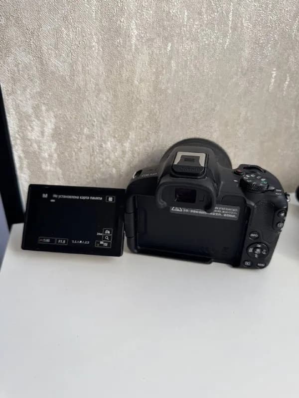 canon r50+объектив 18-45 KIT 1500 лари — Батуми — 1 500 ₾