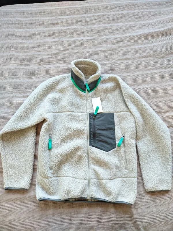 s. Мне оказалась велика, скорее на размер m. — Батуми — 75 ₾