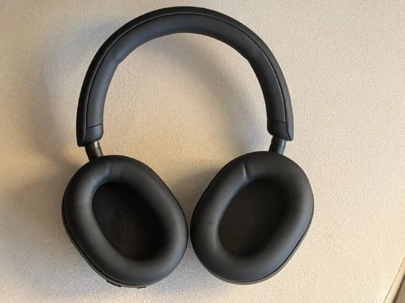Sony wh-1000xm5 — Батуми — 450 ₾