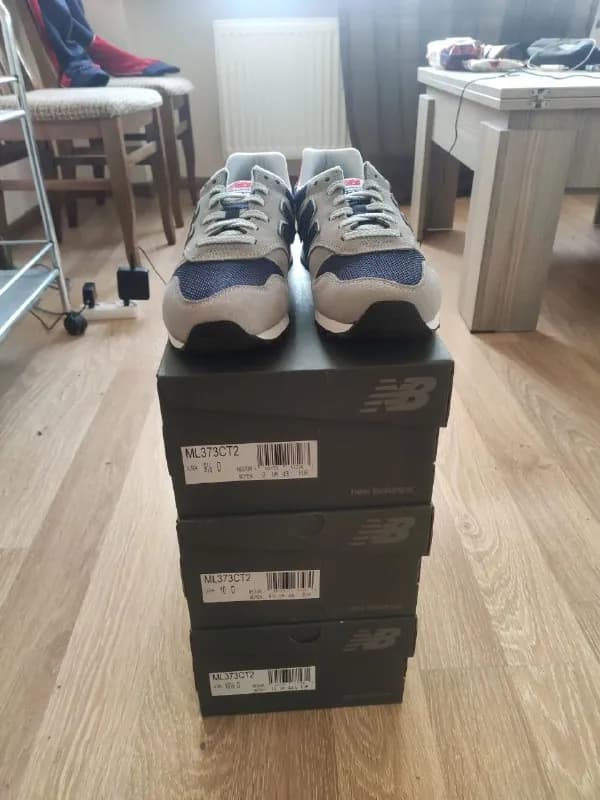 New Balance 373 trainers in grey and navy — Тбилиси — 250 ₾