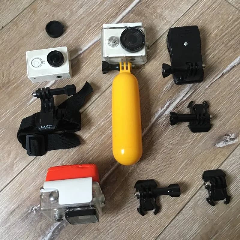 xiaomi yi (2шт) + аксессуары — Тбилиси — 250 ₾