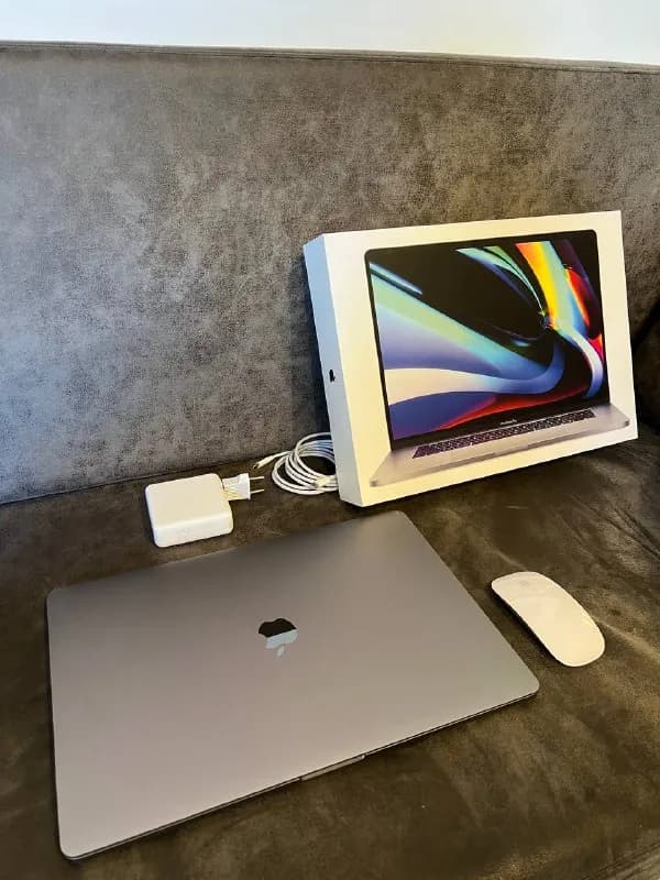 MacBook Pro 2019 года экран 16,1 дюйм! Самый большой! в очень хорошем состоянии. Комплект полный! Пл — Тбилиси — 4 000 ₾