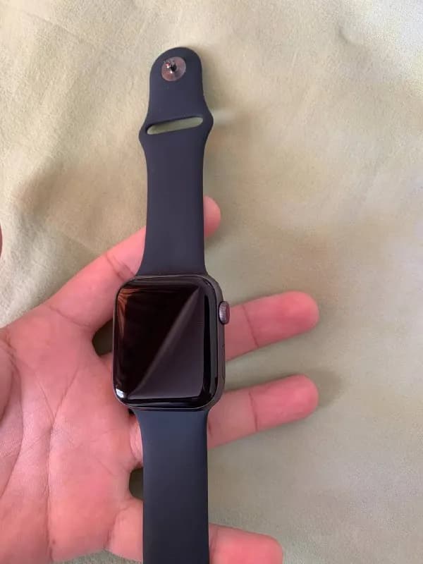 Apple Watch 4 44 mm в хорошем состоянии, не вскрывались, все работает — Тбилиси — 420 ₾