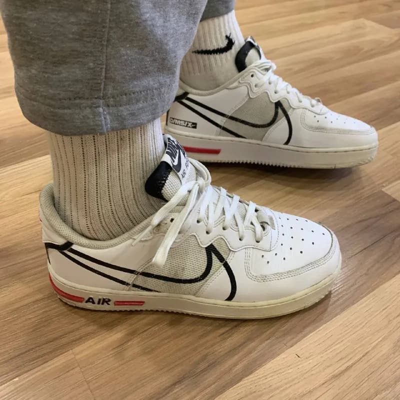 Nike Air Force 1 React original. 41-41,5 размер. Состояние хорошее, есть пятна, но при первой стирке — Тбилиси — 230 ₾