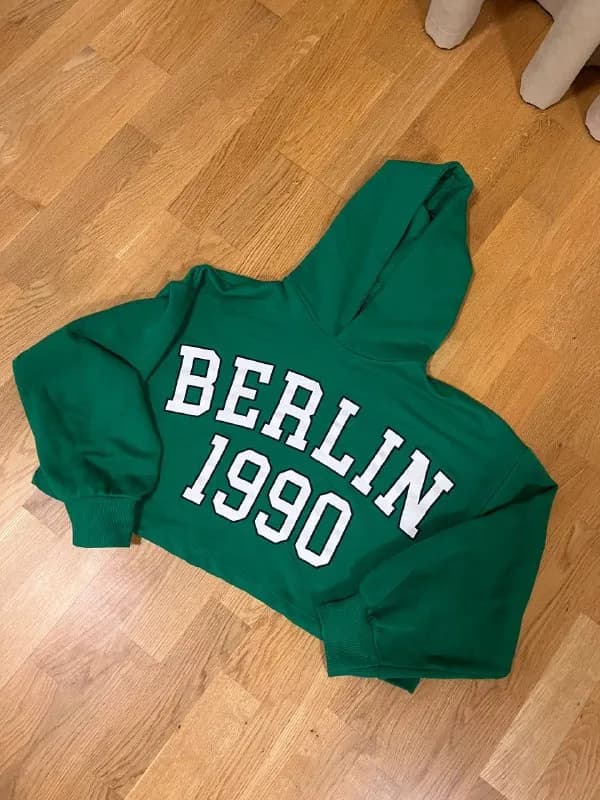 Кофты женские, все размера S — Тбилиси — 30 ₾