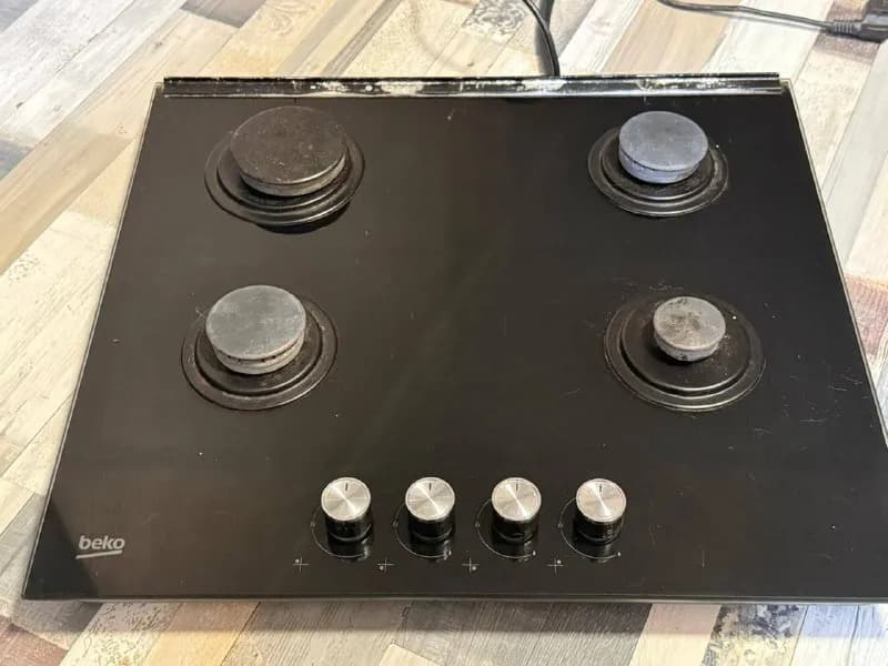 4 конфорки (газ) — Батуми — 150 ₾
