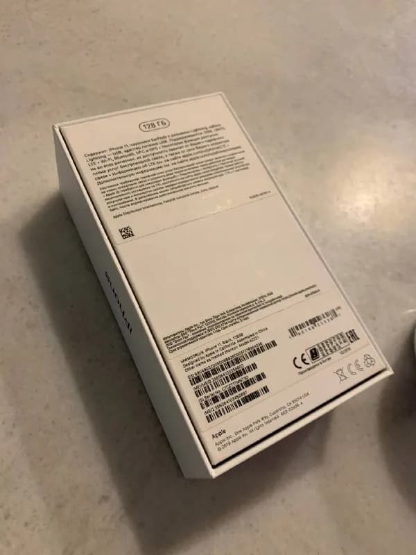 Phone 11 на 128гб в идеальном состоянии как новый полный оригинальный комплект. без царапин. Никогда — Тбилиси — 1 100 ₾
