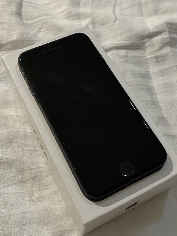 Iphone 7 (128gb) — Тбилиси — 400 ₾