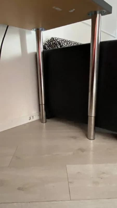 IKEA для компьютерного стола + 4 шт раздвижных ножек для стола = вместе за 500 gel — Тбилиси — 500 ₾