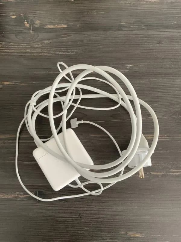 magsafe для macbook — Батуми — 40 ₾