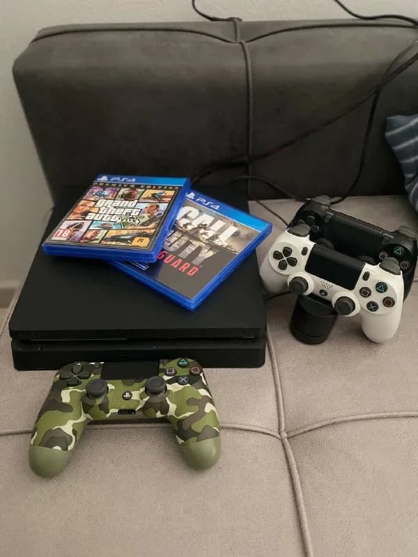 PS4 Slim 500Gb — Тбилиси — 750 ₾