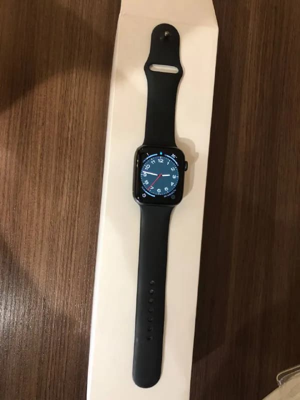 Apple Watch 5 44MM — Тбилиси — 560 ₾