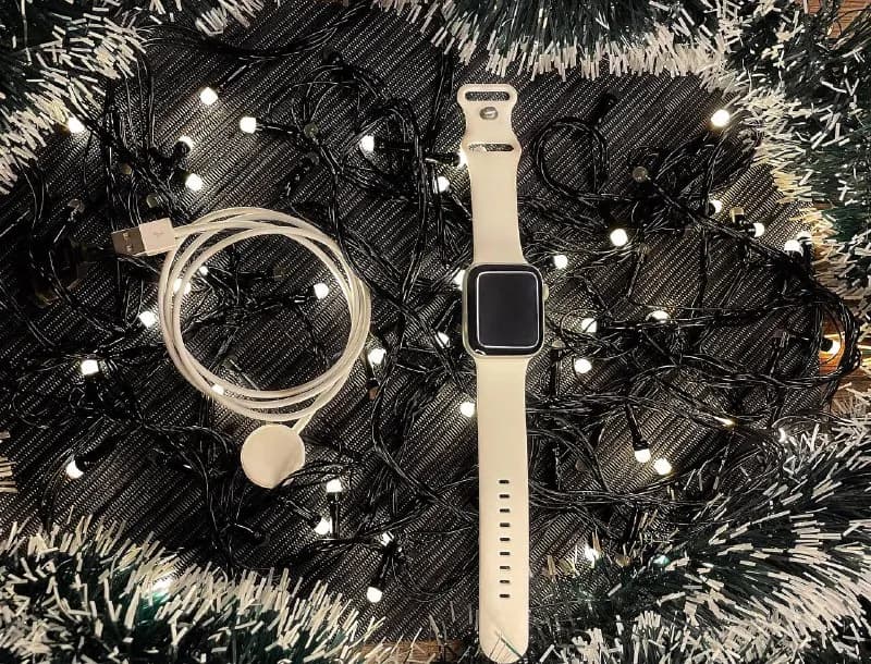 Apple Watch 4 44 mm в идеальном состоянии, все работает — Тбилиси — 430 ₾