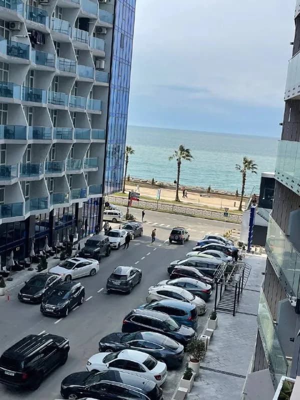 27 м² жилого пространства, без балкона на первой линии у моря 🌅🌊 — Батуми — 46 000 $