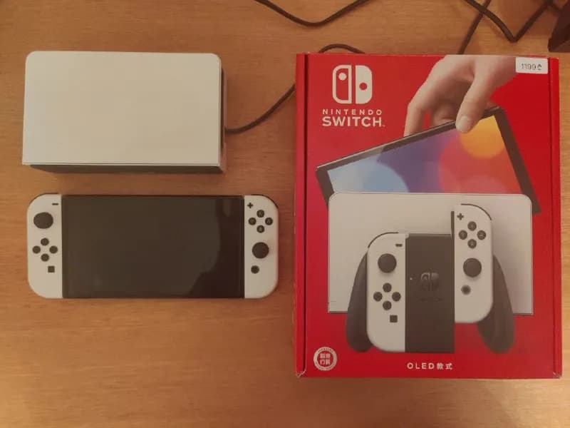 Nintendo switch oled. Покупалась в Тбилиси, месяц назад, состояние идеальное, полный комплект — Тбилиси — 10 ₾