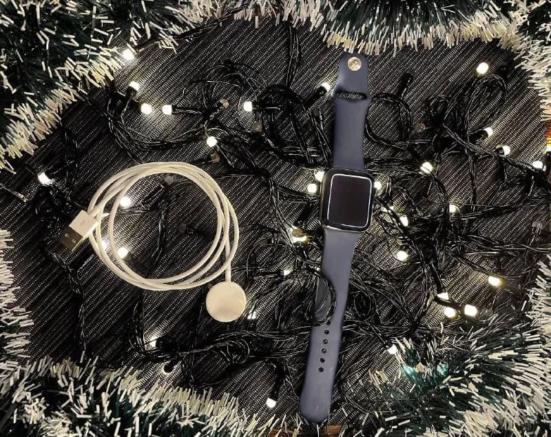 Apple Watch 6 44 mm в идеальном состоянии, не вскрывались — Тбилиси — 650 ₾