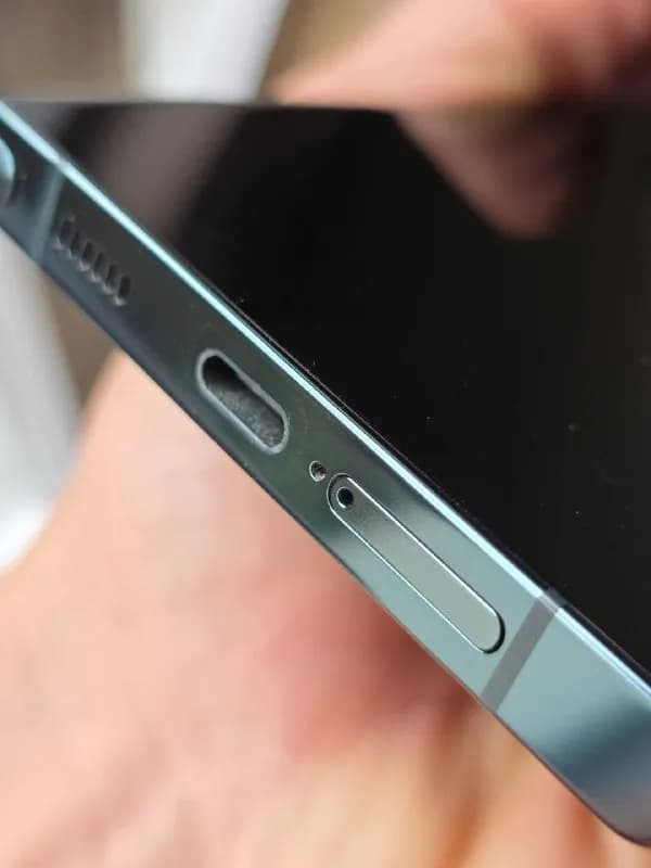 Samsung Galaxy S22 Ultra 5G — Тбилиси — 900 ₾