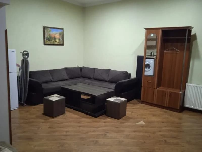 250$ +коммуналка пополам — Тбилиси — 250 $