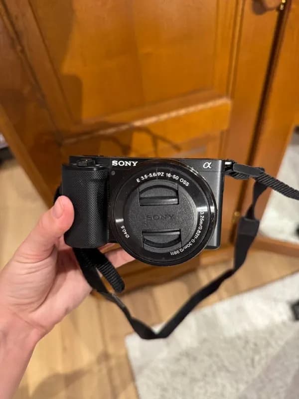 Sony 1800 лари срочно — Батуми — 1 800 ₾