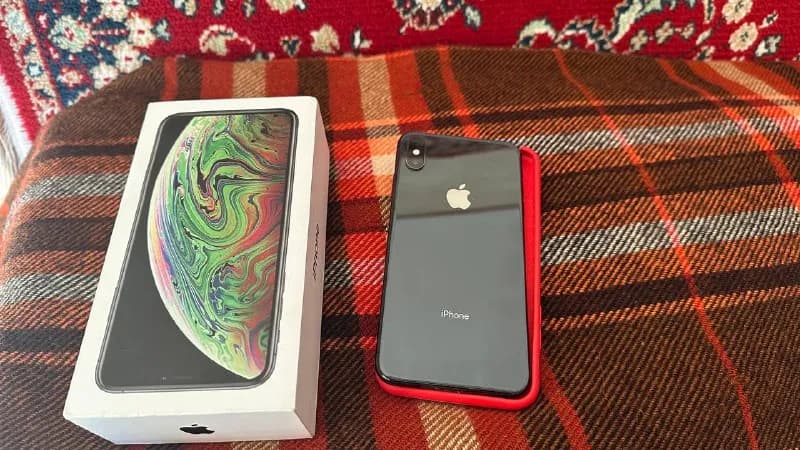 iPhone XS Max 256gb Space Grey. В идеальном косметическом состоянии. Всегда был в стекле и в чехле. — Тбилиси — 900 ₾