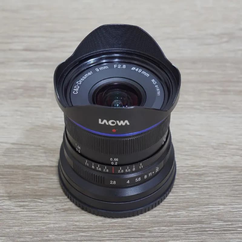 Laowa 9 mm f/2.8 Zero-D (Sony E) — Тбилиси — 1 000 ₾