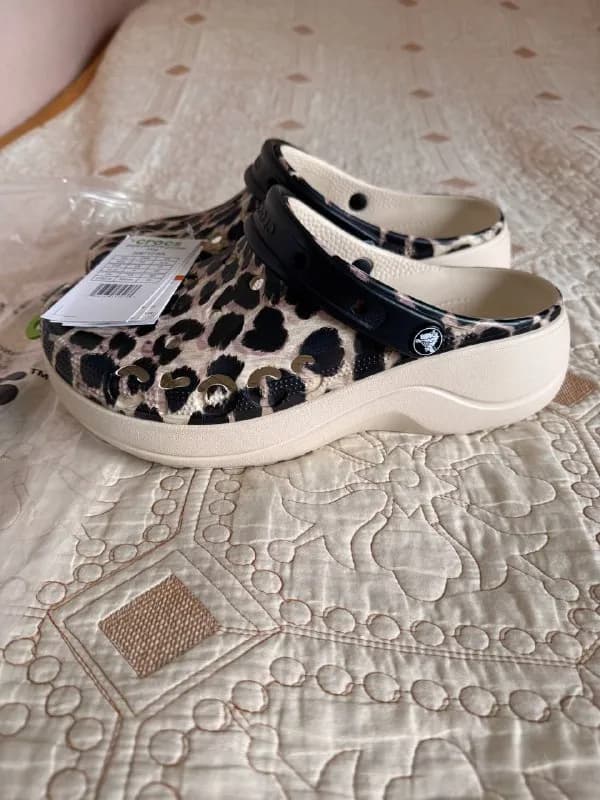 Crocs, размер 41-42, w10, 100 лари. — Тбилиси — 10 ₾