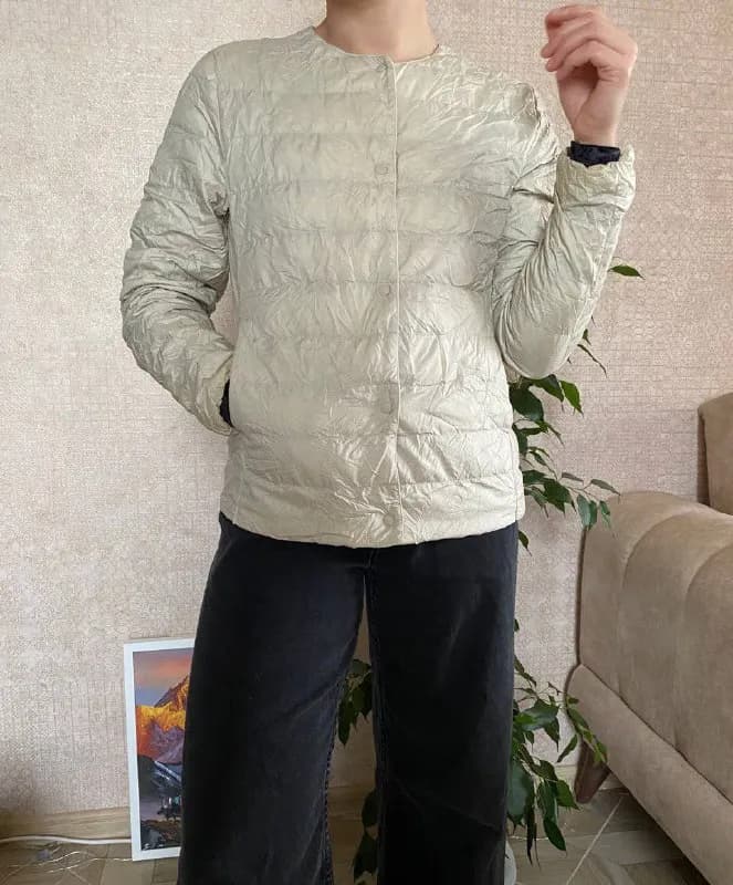 Uniqlo, размер М, молочный цвет — Тбилиси — 110 ₾