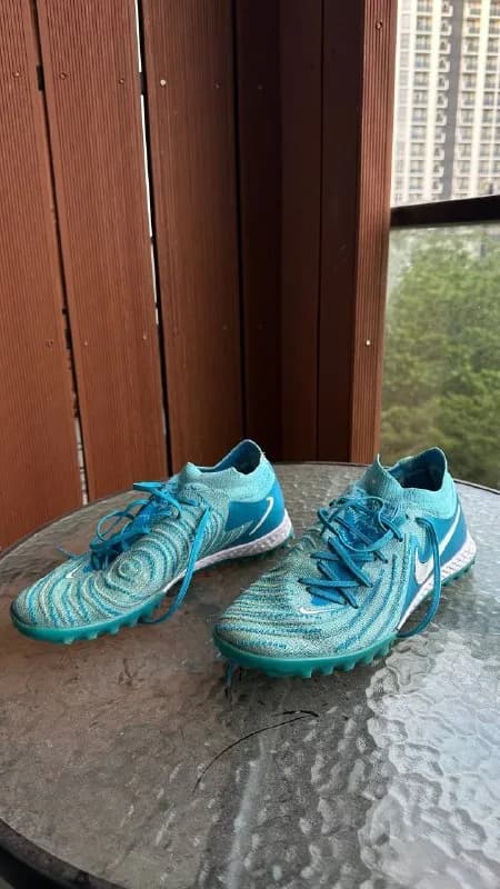 Nike Phantom GT2 Academy TF (Turf) в отличном состоянии — Батуми — 150 ₾
