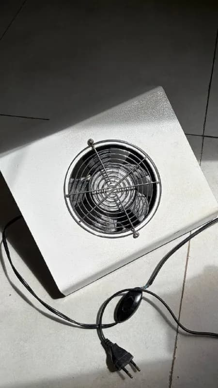 Emil x2, состояние есть потертости, на функционал не влияет, мешок в комплекте — Батуми — 20 ₾