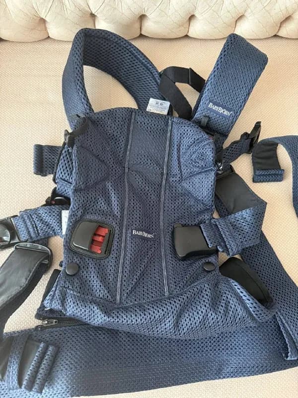 BabyBjorn carrier one Air mesh в синем цвете. Состояние отличное, в использовании был около 3-х меся — Батуми — 300 ₾
