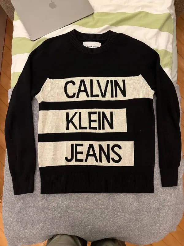 Calvin Klein. — Тбилиси — 400 ₾